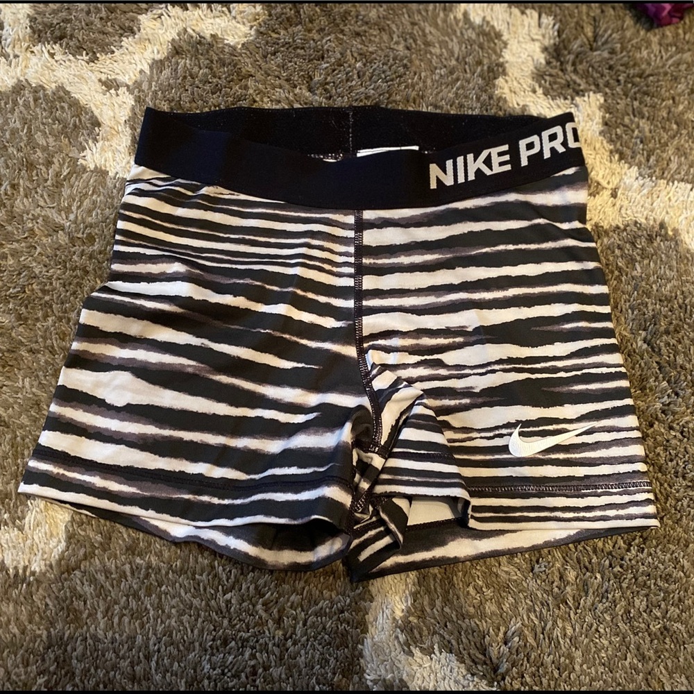 Nike spandex